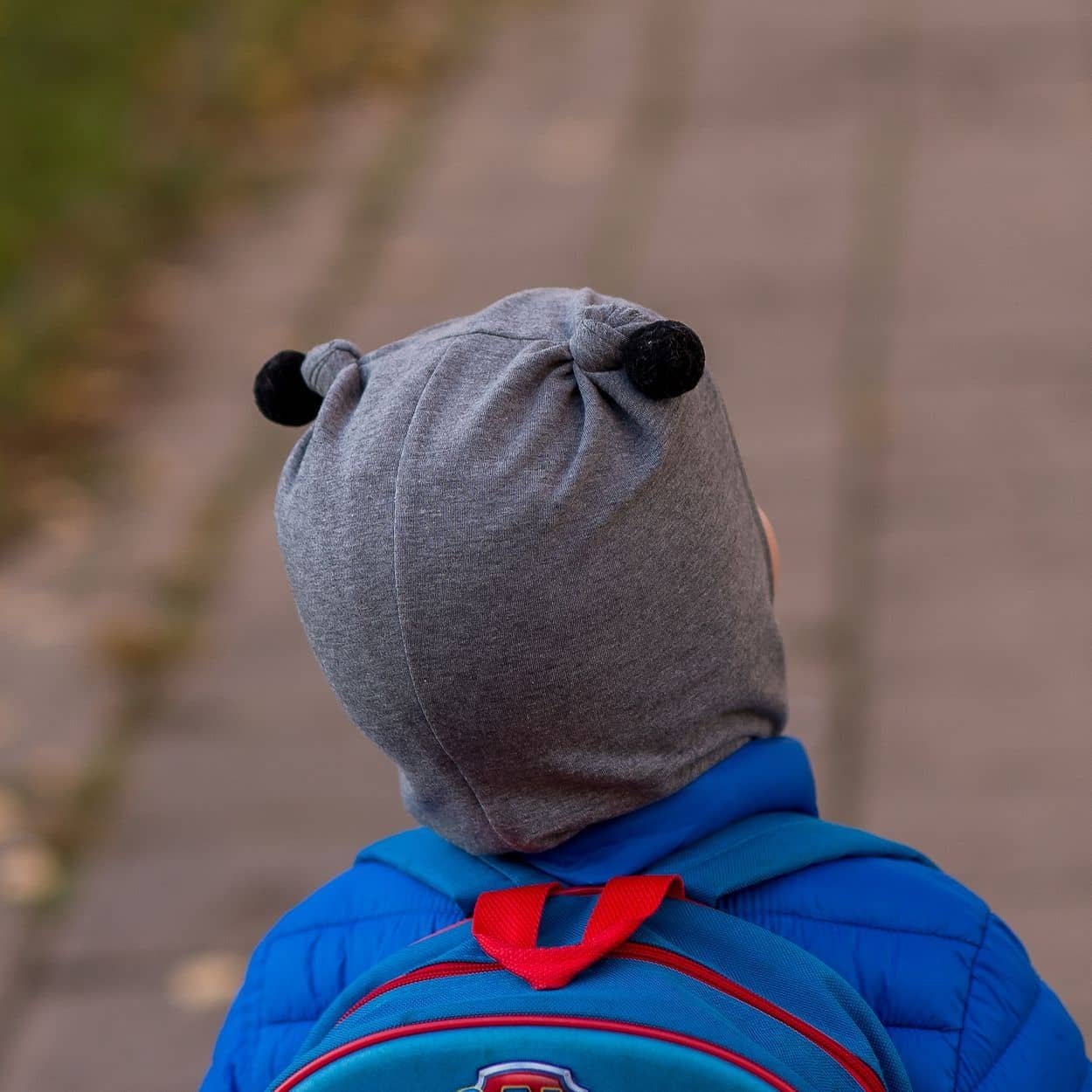 Kepurė šalmukas vaikams pavasariui "Skruzdėliukas"