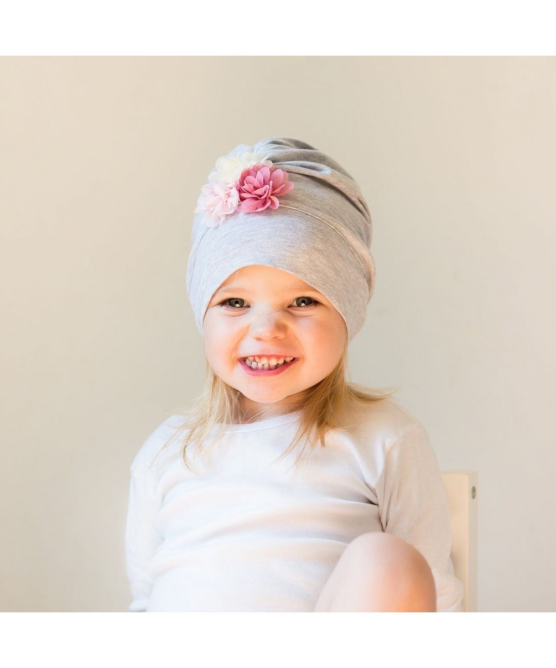 Turbanas kepurė su gėlėmis